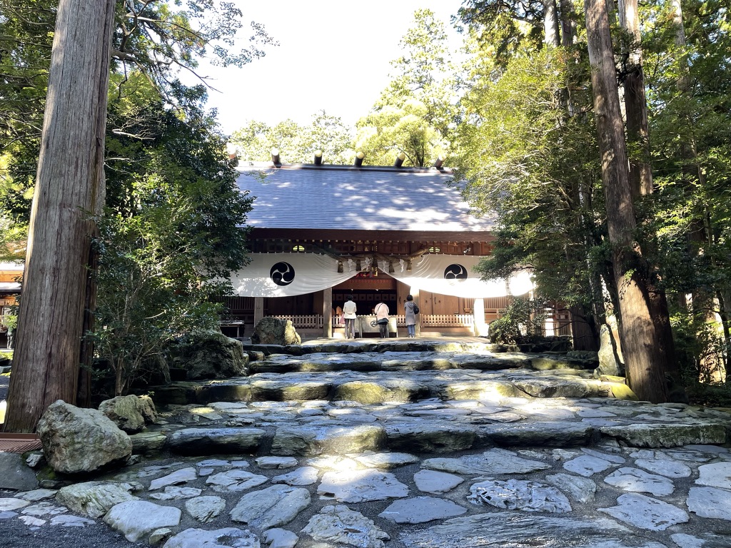 『椿大神社──森の奥で、二柱の神様が今も静かに寄り添う。』