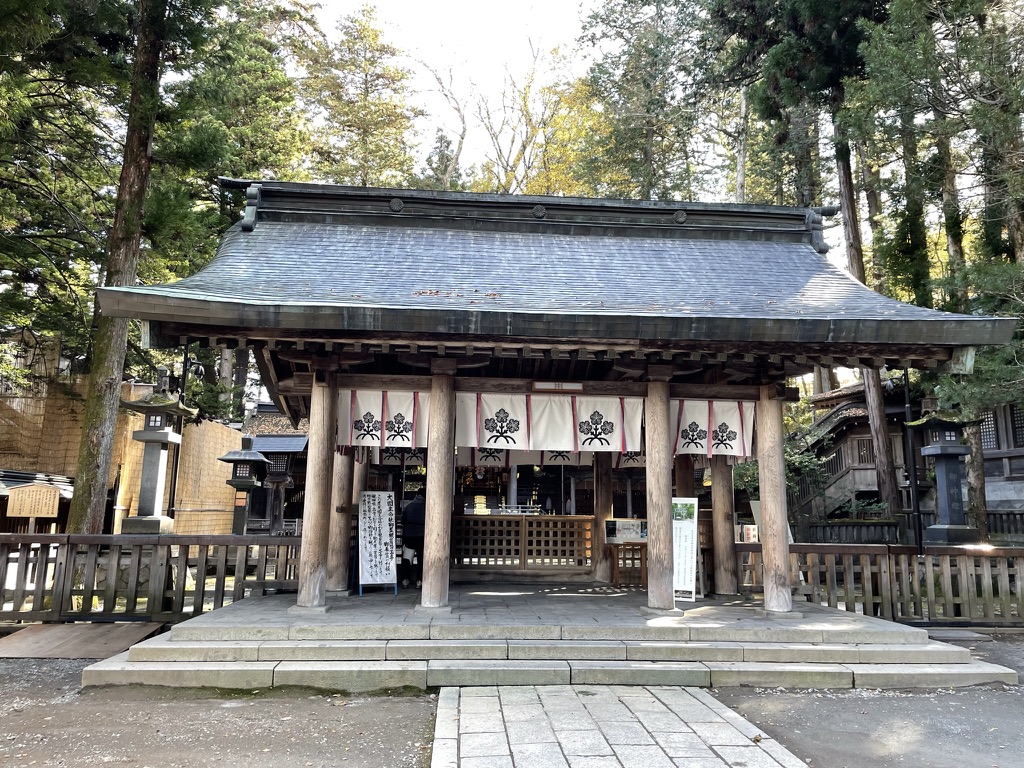 諏訪大社　上社本宮